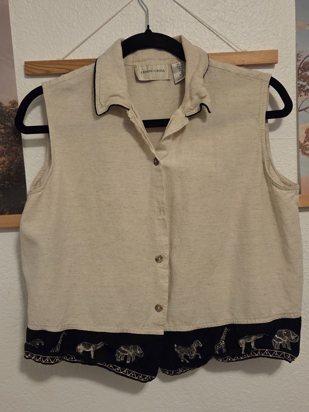 Lemon Grass Vintage Beige Sleeveless Top with Safari Animals Trim Size L
